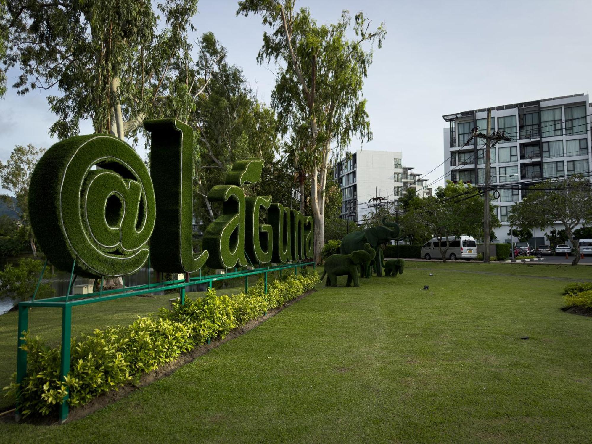 Skypark Laguna Apartments Bangtao Pantai Bang Tao Luaran gambar