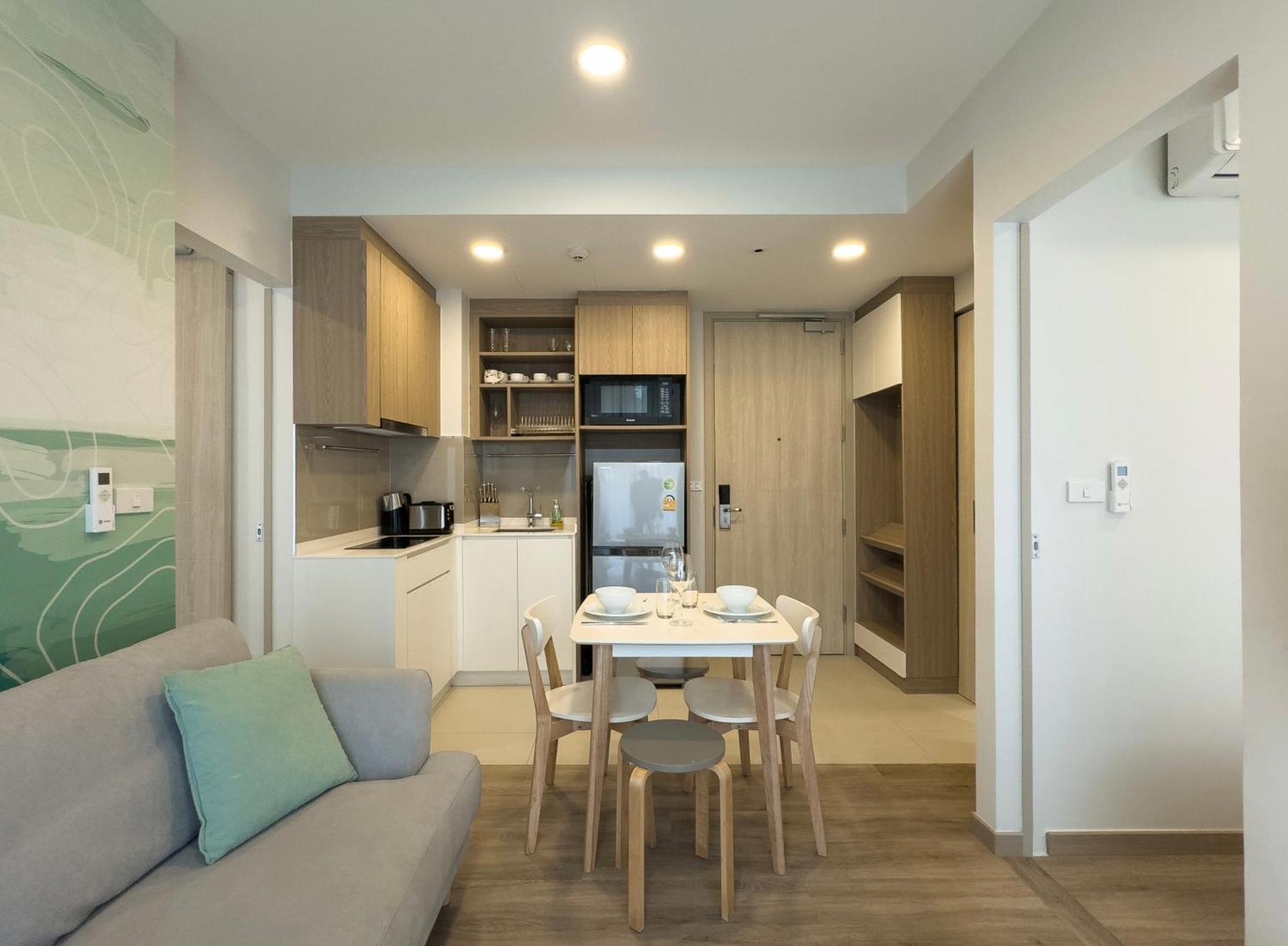 Skypark Laguna Apartments Bangtao Pantai Bang Tao Luaran gambar
